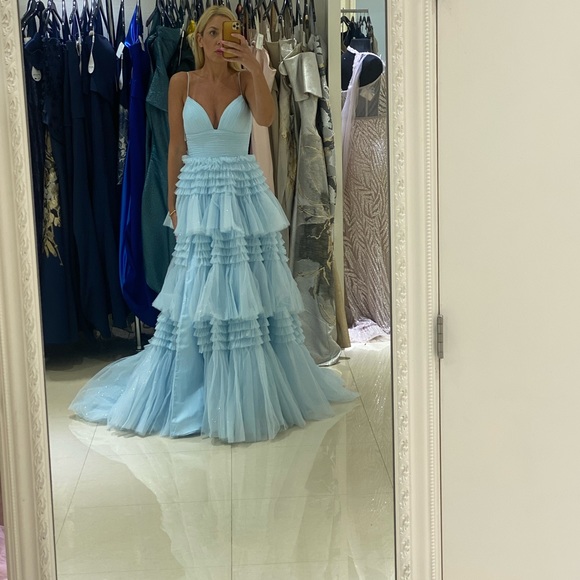 Sherri hill light blue ruffle layers - Picture 2 of 12